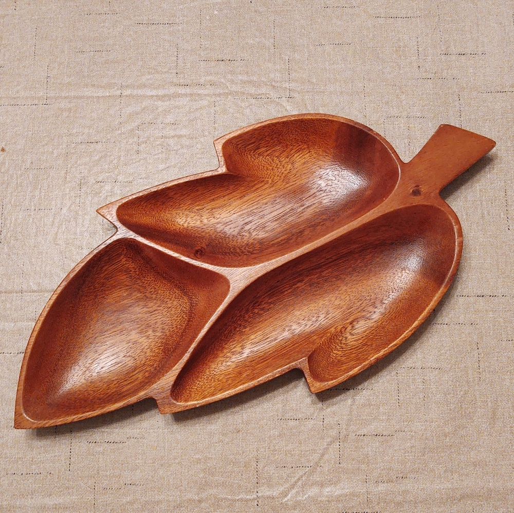 Vintage mid century wooden leaf home decor